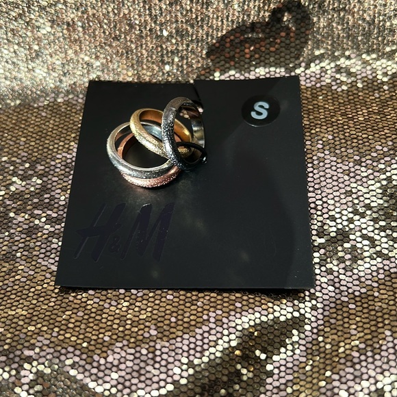 NWT H&M 4 Ring Band Bundle, Size Small - Picture 2 of 3